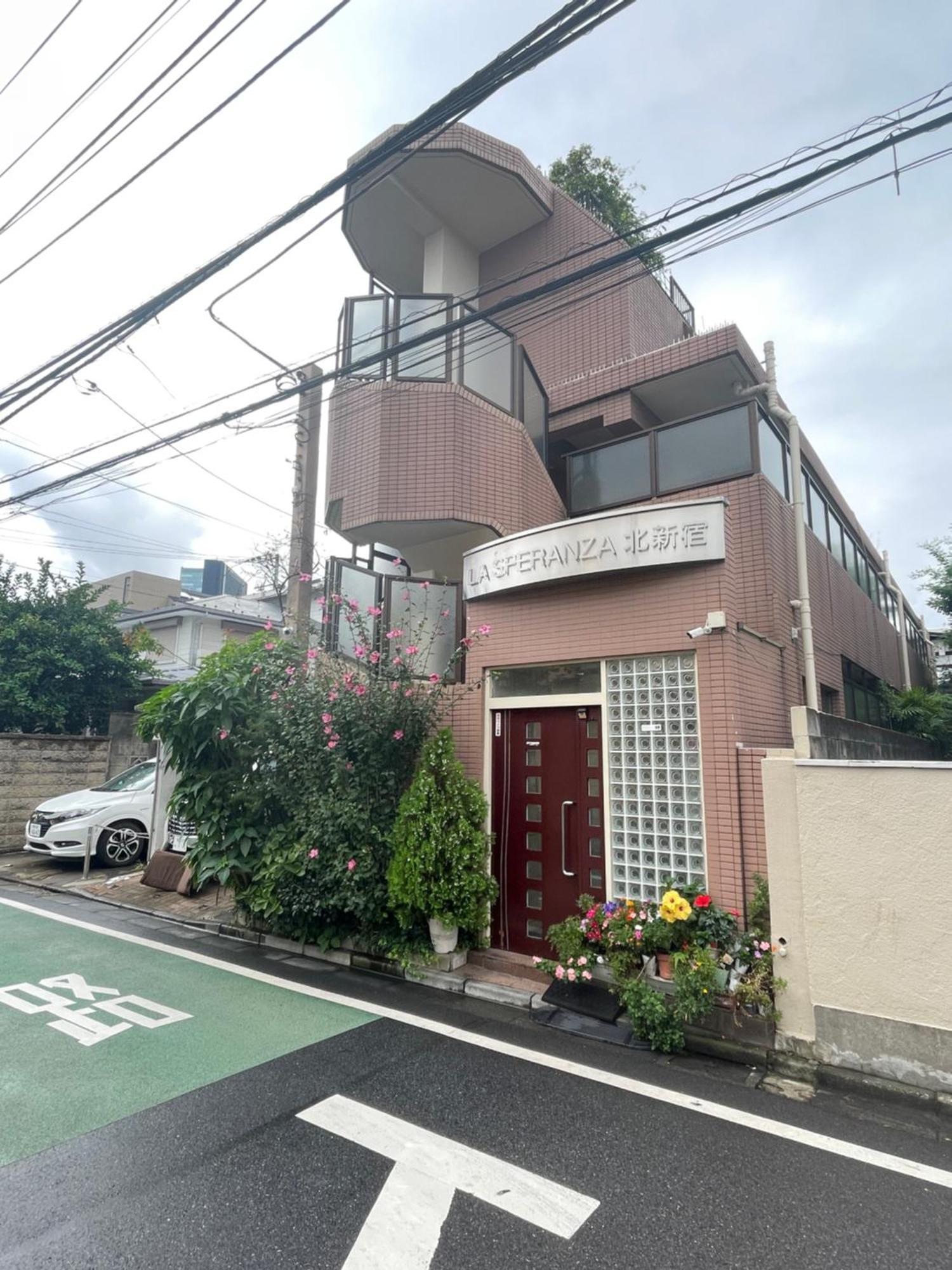 新宿安靜の家-A Quiet Home In Shinjuku - A 26 Square Meter Double Bed Room That Feels Like Home طوكيو المظهر الخارجي الصورة