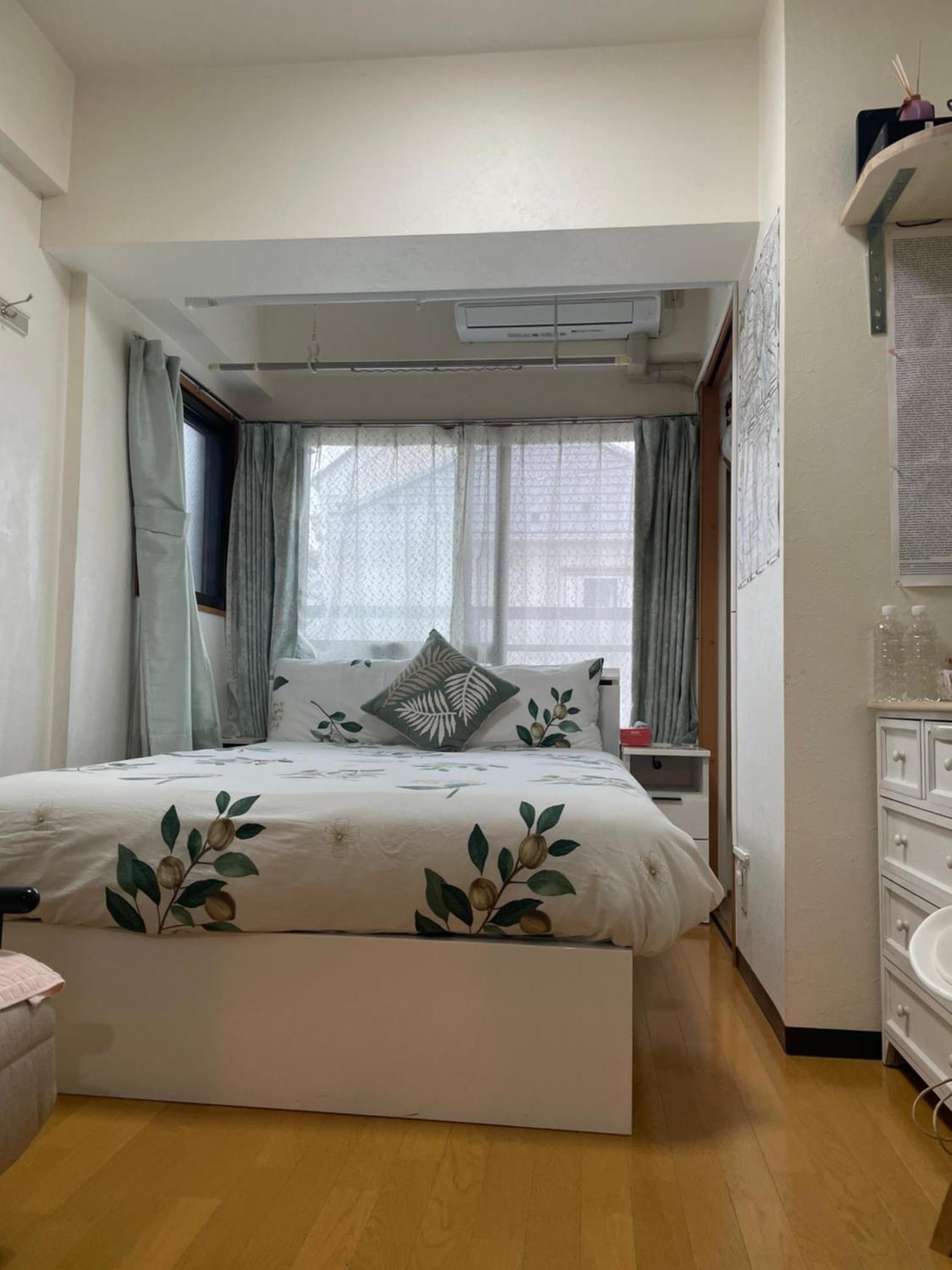 新宿安靜の家-A Quiet Home In Shinjuku - A 26 Square Meter Double Bed Room That Feels Like Home طوكيو المظهر الخارجي الصورة