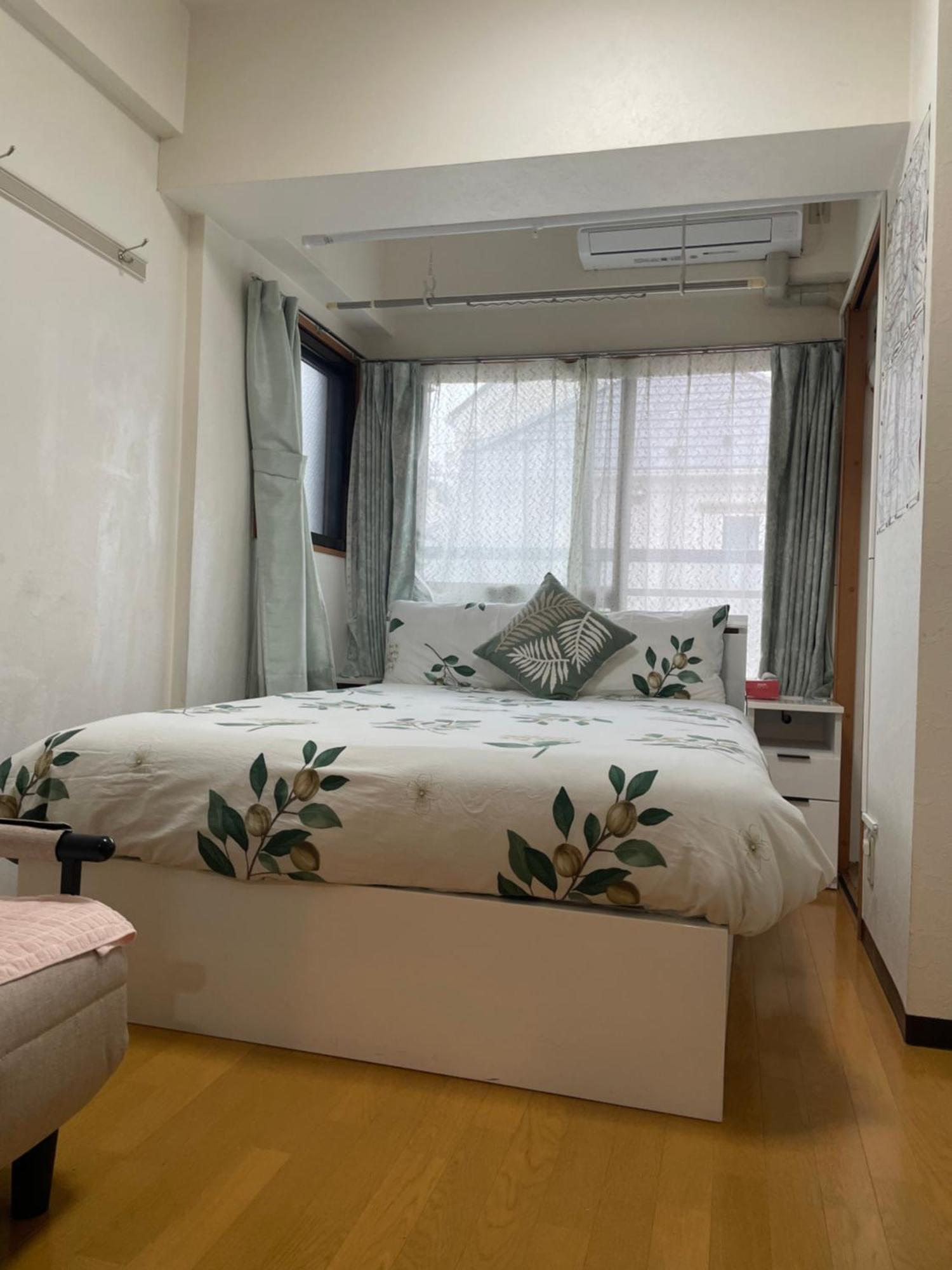 新宿安靜の家-A Quiet Home In Shinjuku - A 26 Square Meter Double Bed Room That Feels Like Home طوكيو المظهر الخارجي الصورة